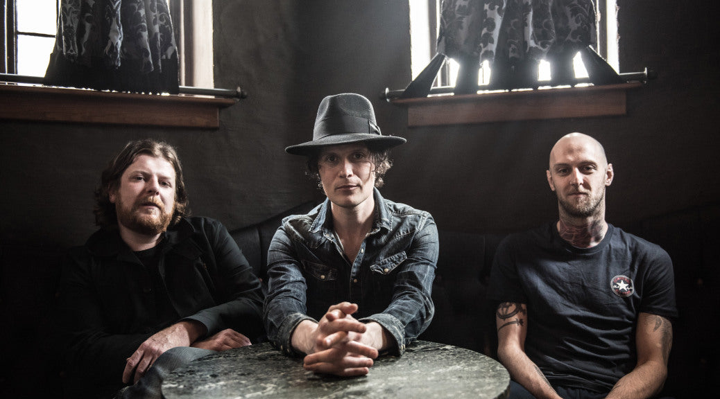 Weekly Tunes EP30 - She's Not Gone Yet But She's Leaving - The Fratellis