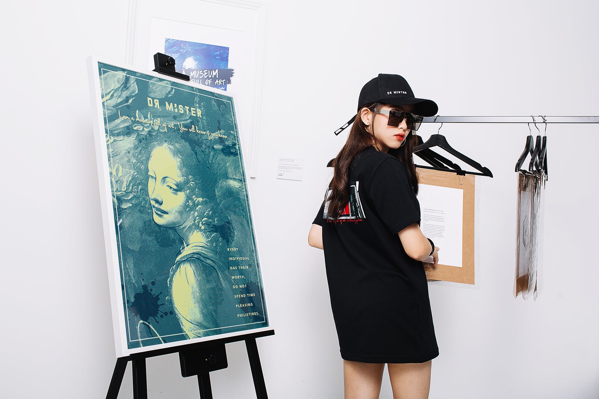 I am a Museum Full of Art