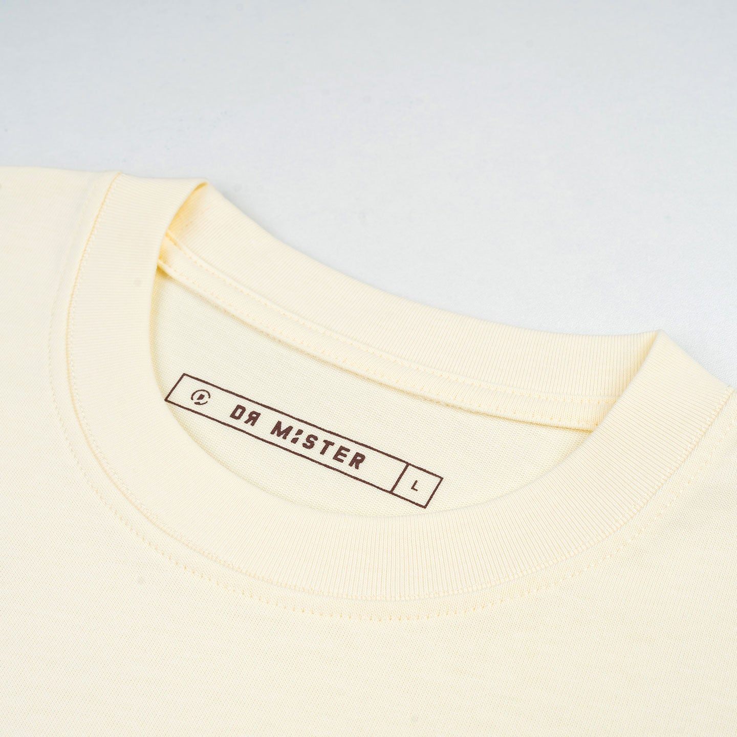 Globe Broad Tee - Cream