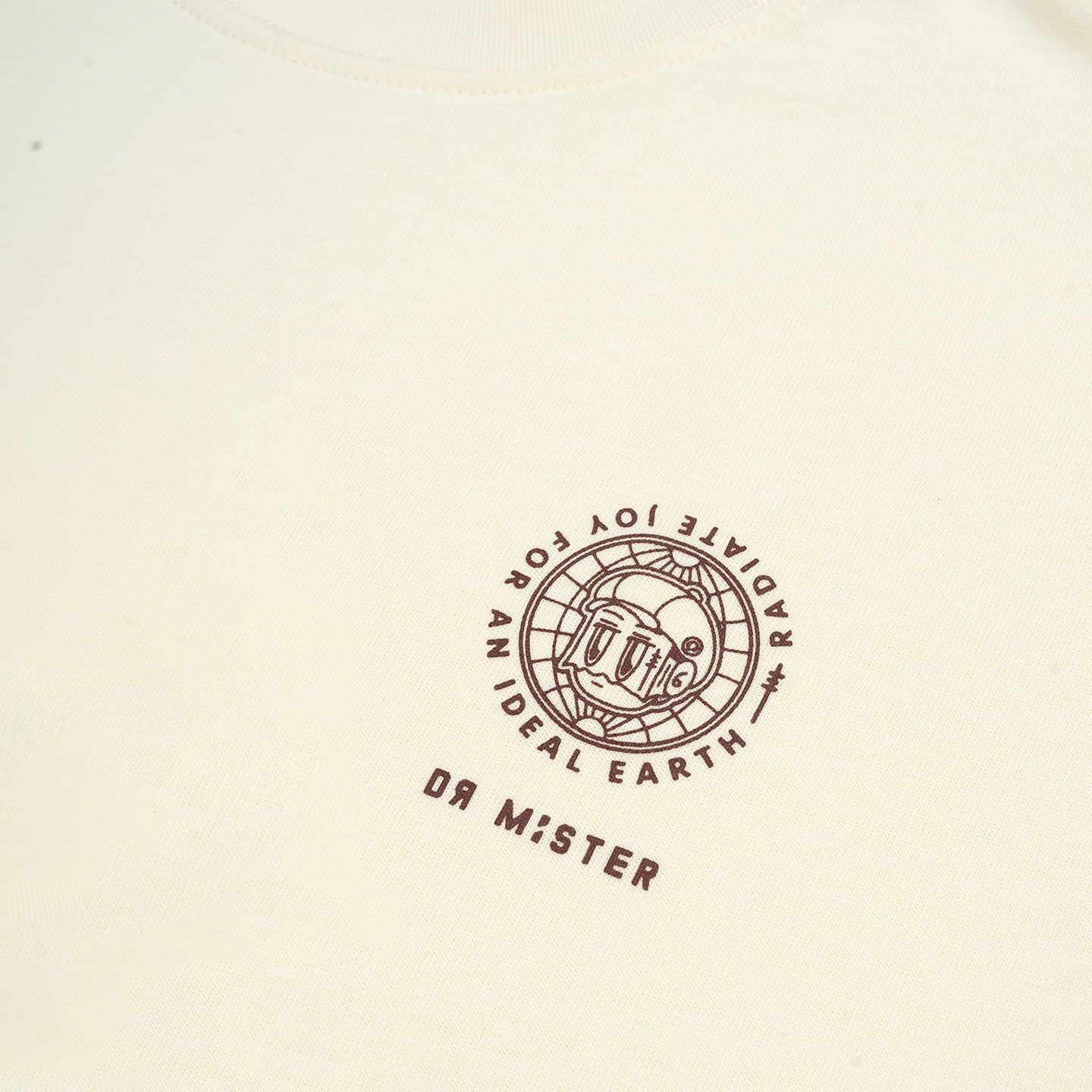 Globe Broad Tee - Cream