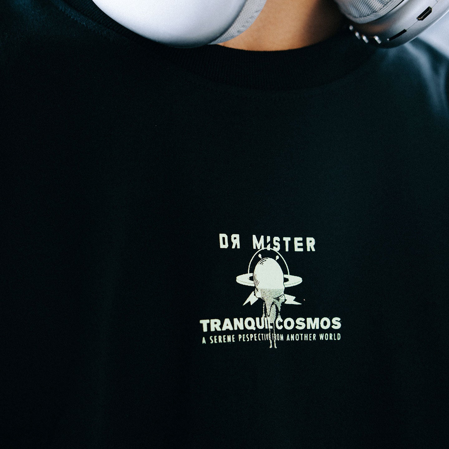 Breaking News Oversized Tee - Black