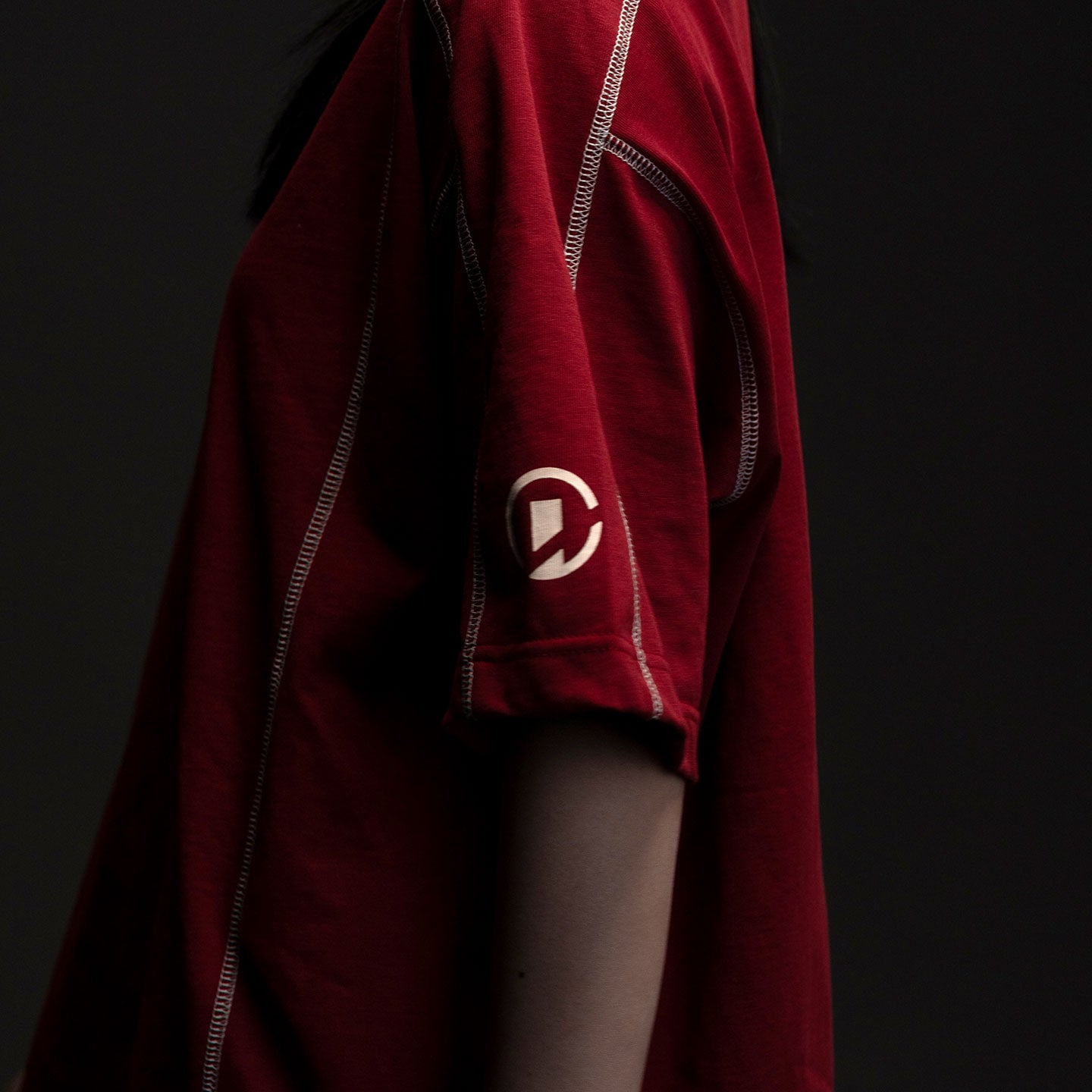 Futur Panelled Tee – Wine Red