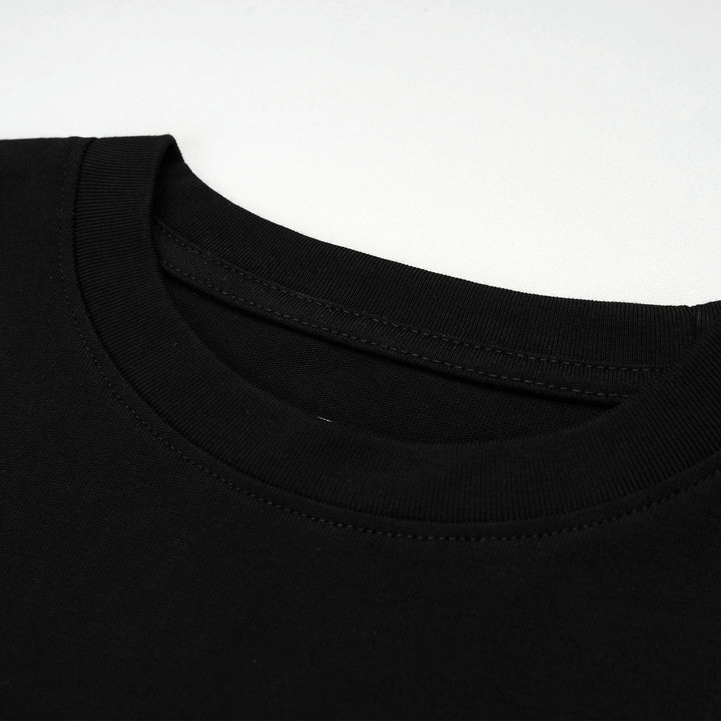 Gleam Abbr Broad Tee - Black