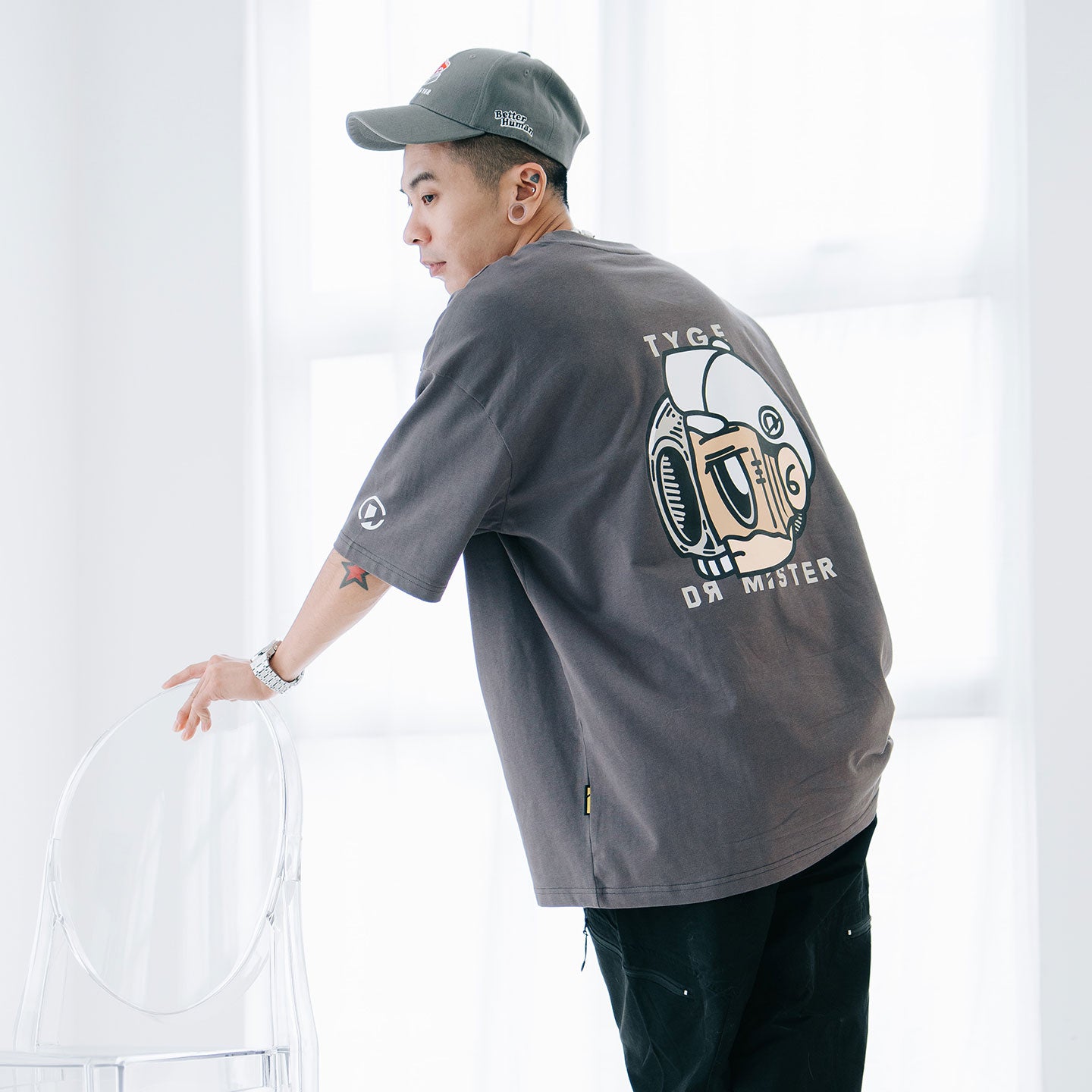 Dead Famous Broad Tee - Wolf Grey (Limited)
