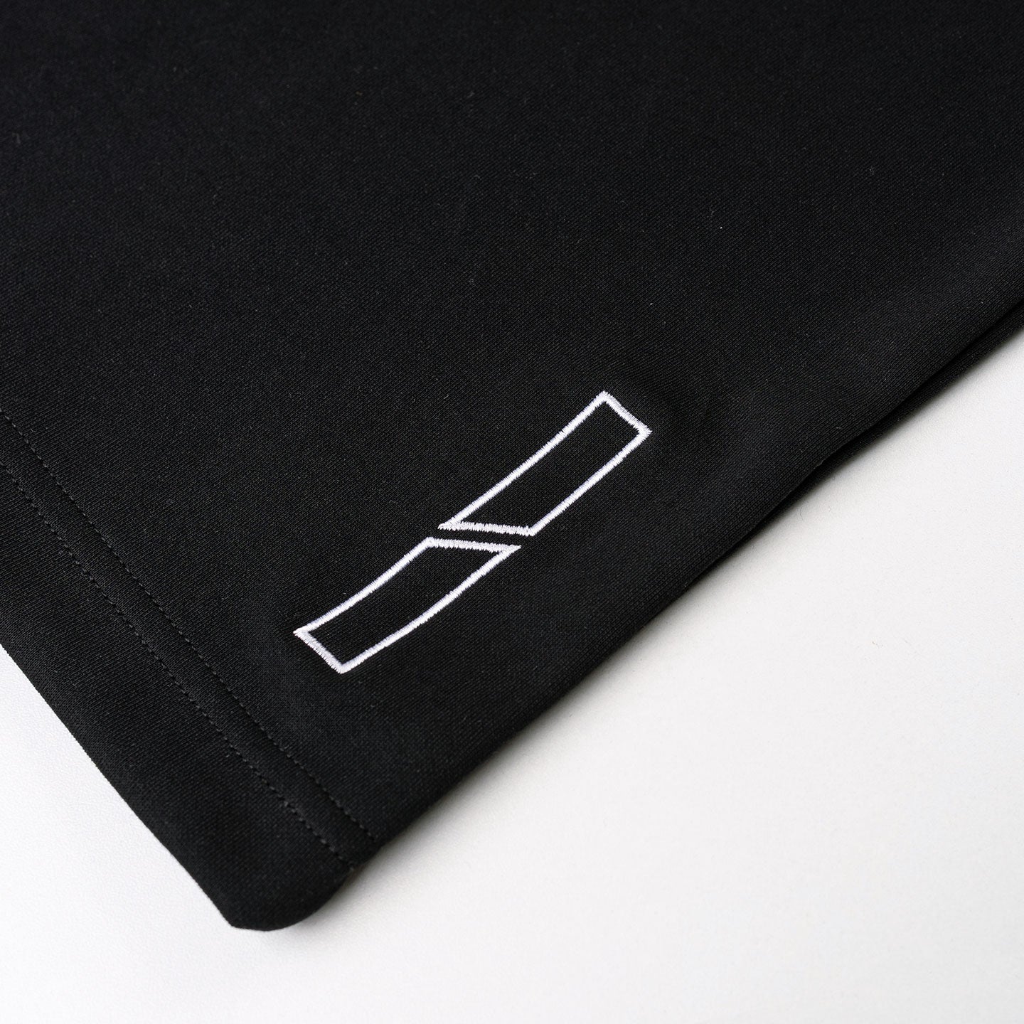Signature Motif Broad Tee - Black