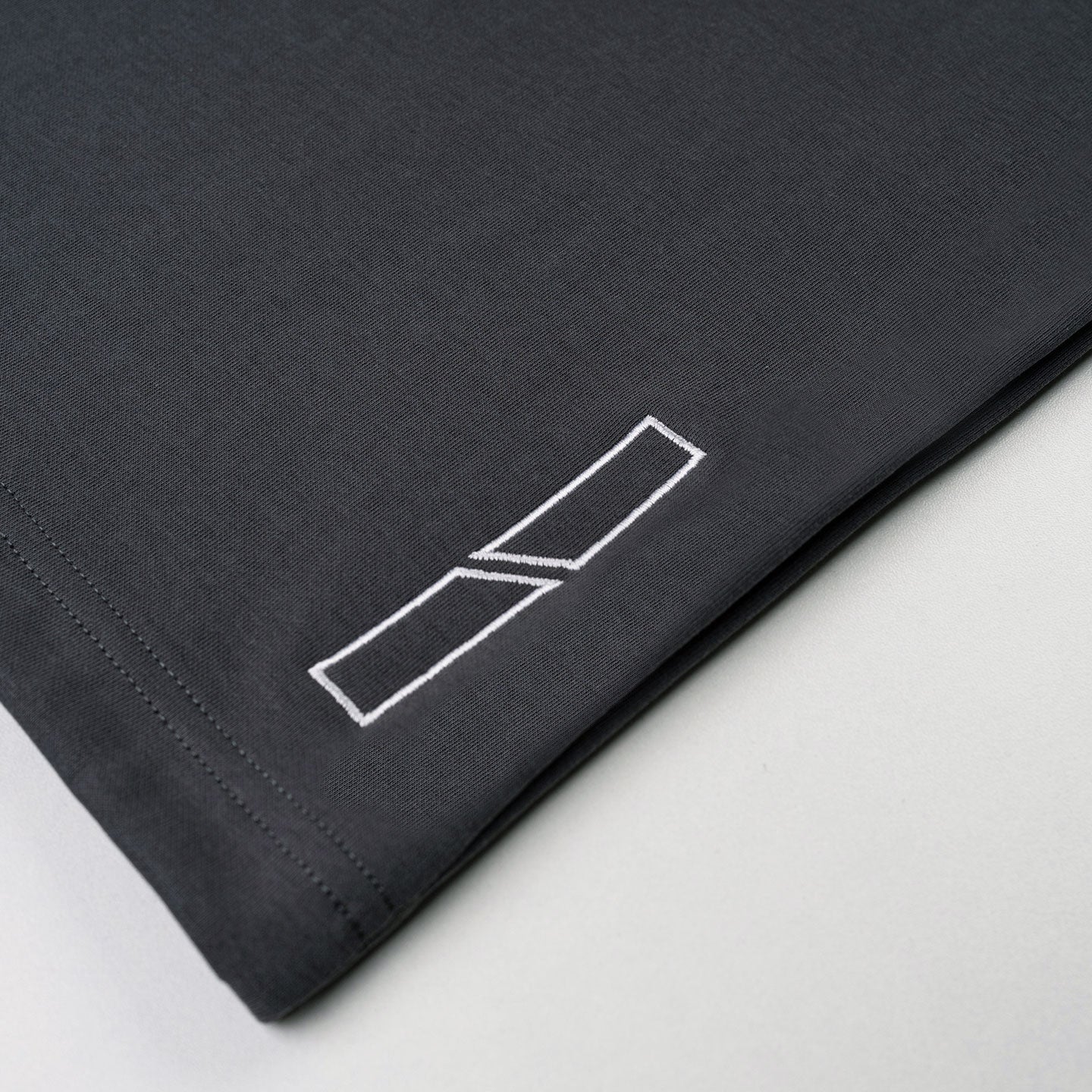 Signature Motif Broad Tee - Cool Grey