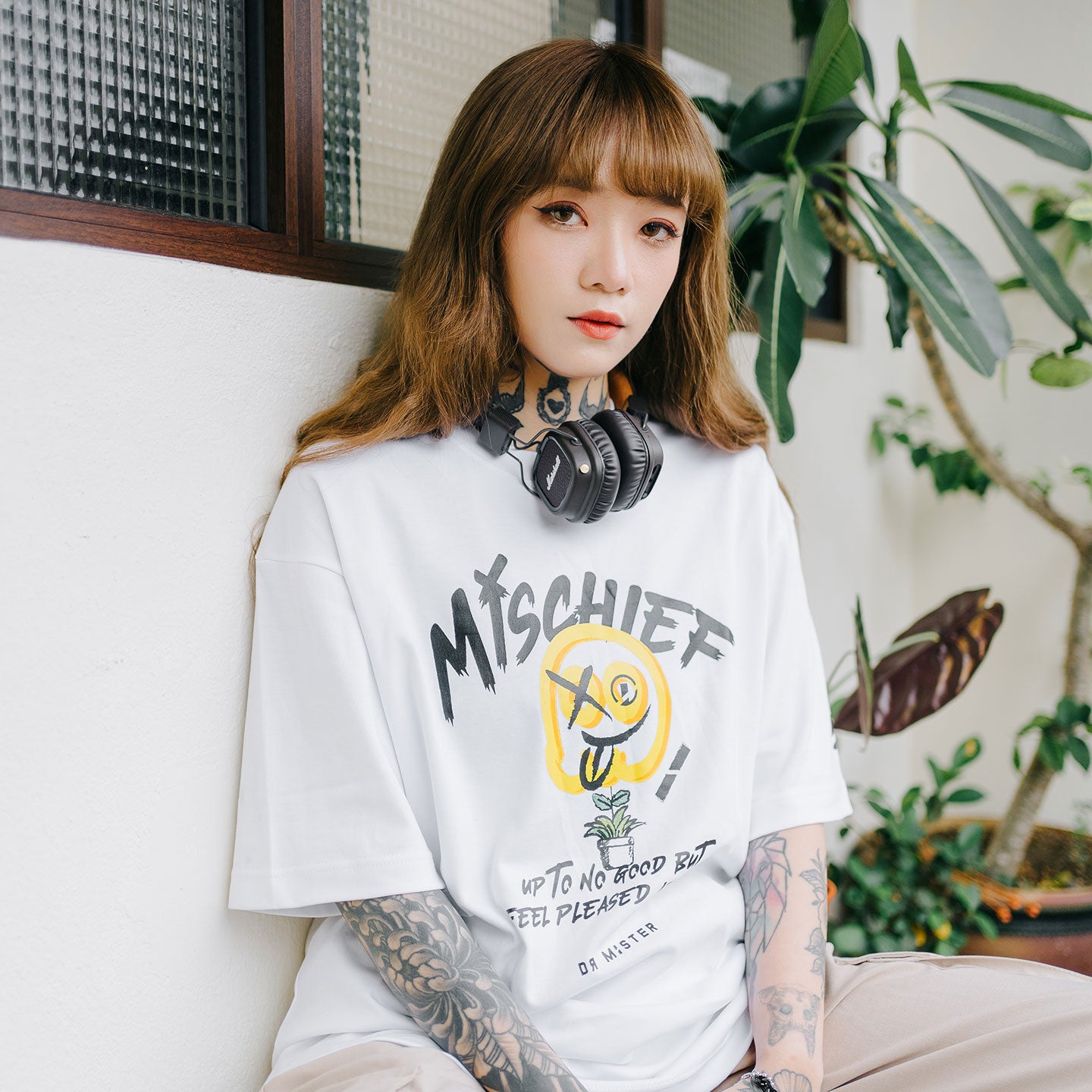 Flora Pot Oversized Tee - White