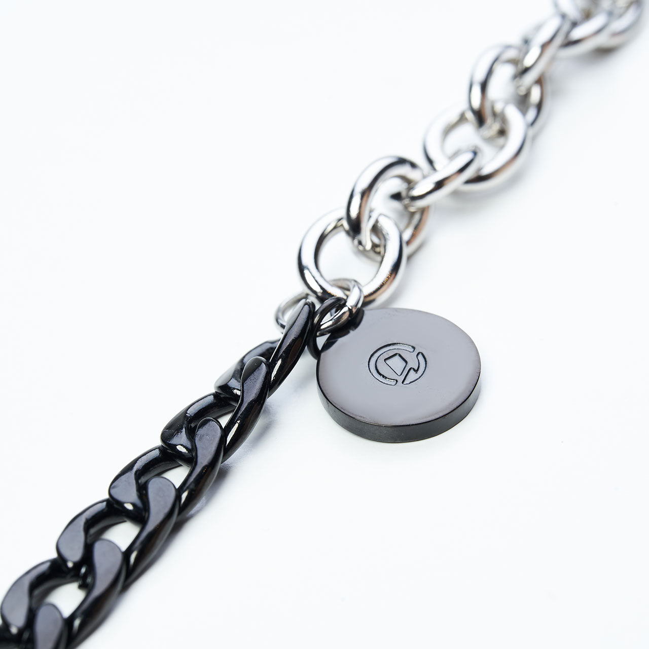 Mono Tint Chain Bracelet - Black