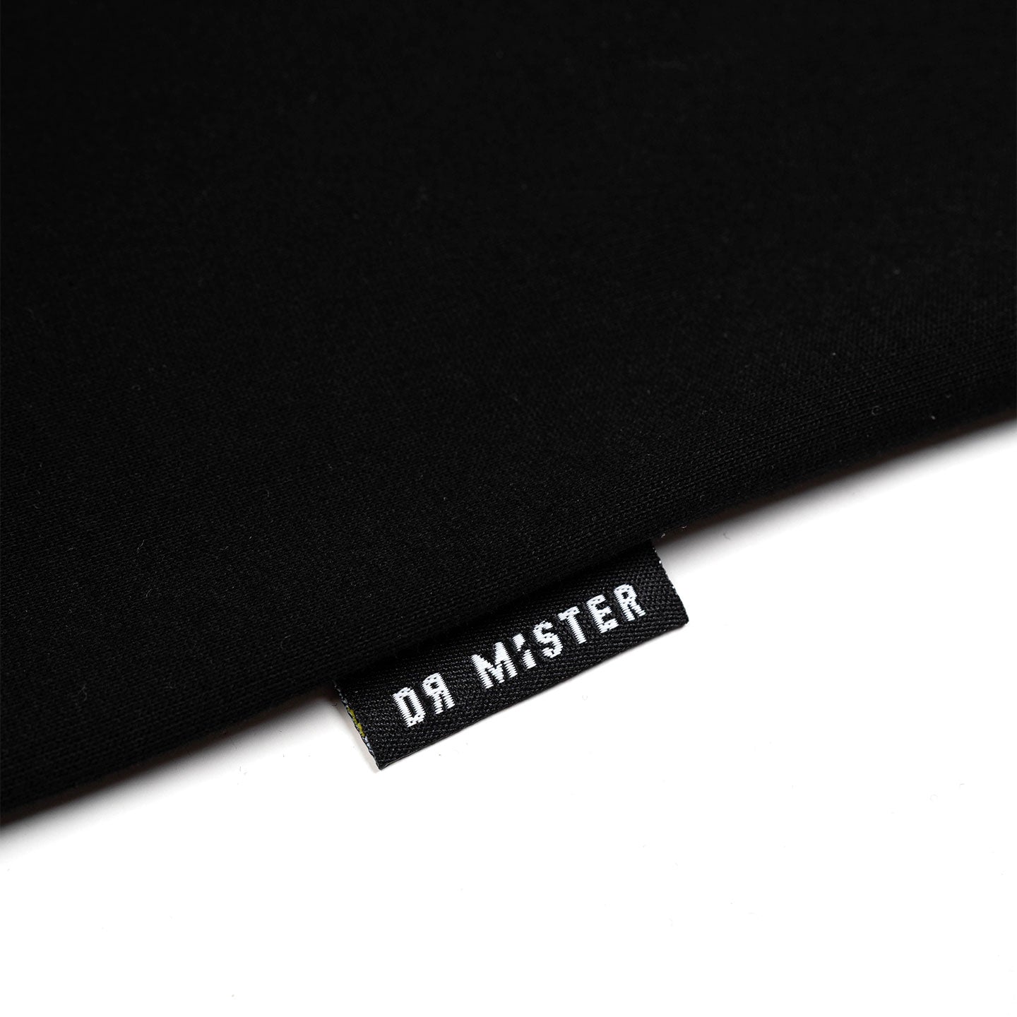 MINA Tee- Black