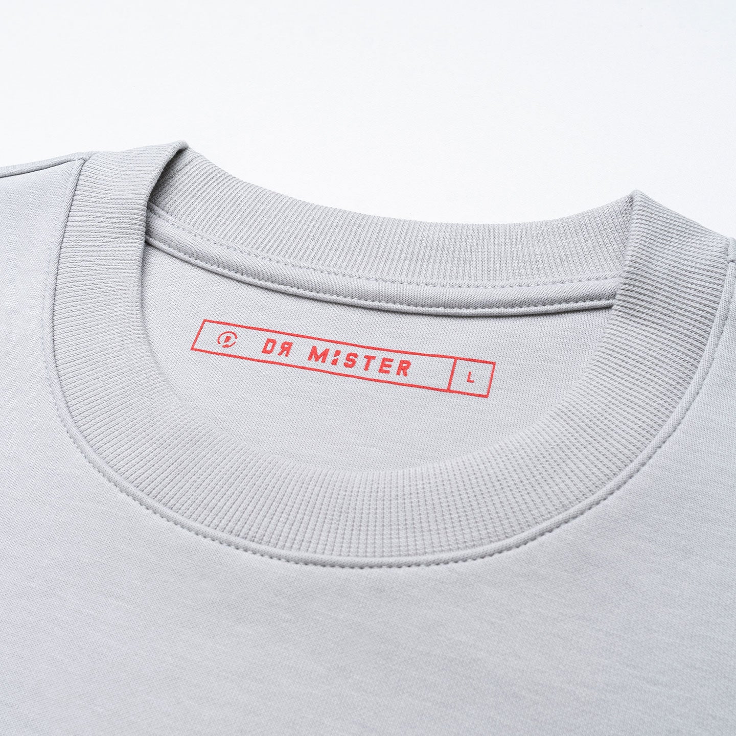 SkullWave Broad Tee - Light Grey